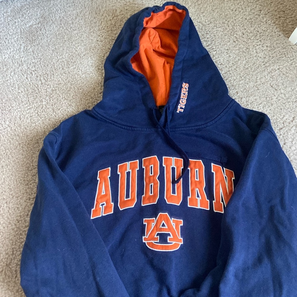Colosseum mens navy blue XL Auburn University hoodie